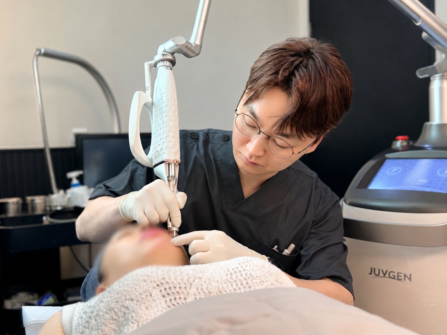 청담 소프웨이브 잘하는 피부과